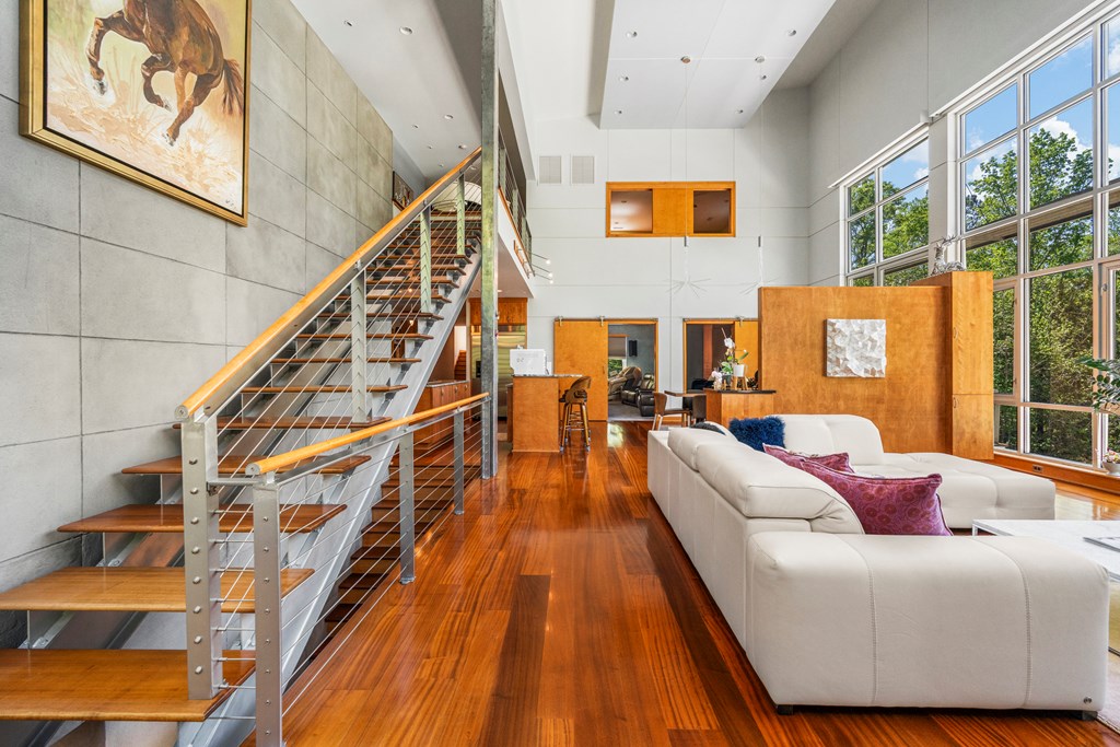 311 DOUBLE CHURCHES ROAD 4