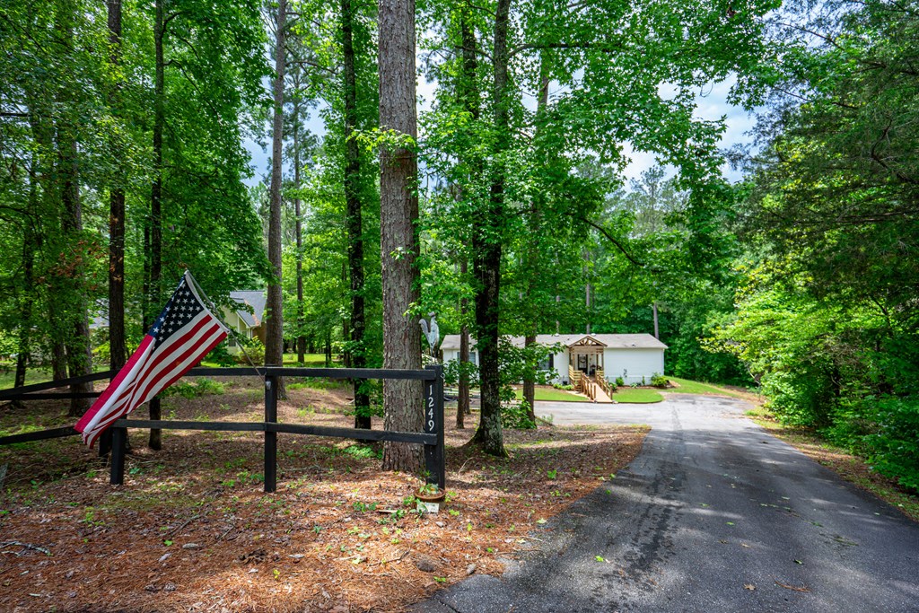 1249 COUNTY ROAD 0446