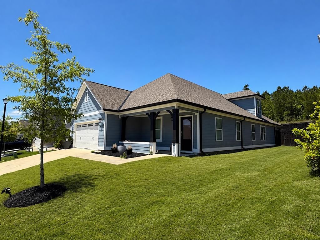 Photo of 62 Ivy Loop, PHENIX CITY, AL 36867 (MLS # 231548)