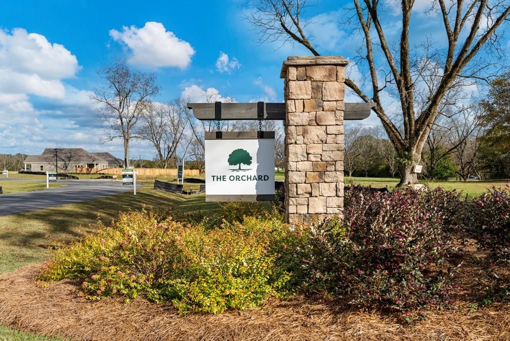 Photo of 101 Chinaberry Street, PINE MOUNTAIN, GA 31822 (MLS # 231475)