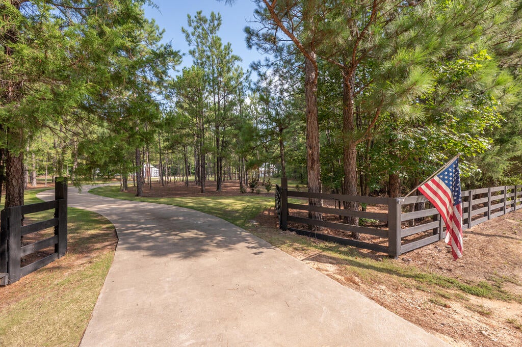 1826 PIERCE ROAD