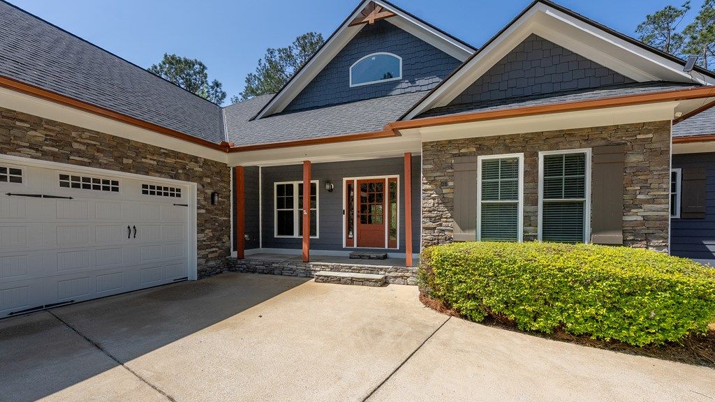 Photo of 900 Oak Crest Drive #16, COLUMBUS, GA 31904 (MLS # 230939)