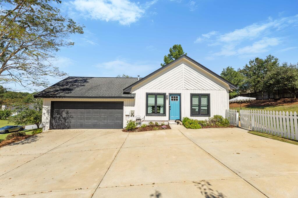 9 BRIDGECREEK COURT