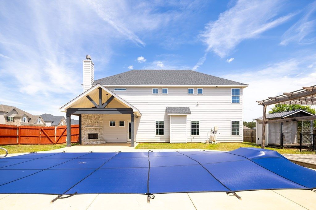Photo of 2904 Wyndham Lane, OPELIKA, AL 36804 (MLS # 231128)