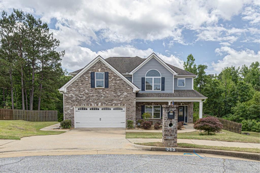 Photo of 253 Pebblebrook Lane, COLUMBUS, GA 31904 (MLS # 231727)