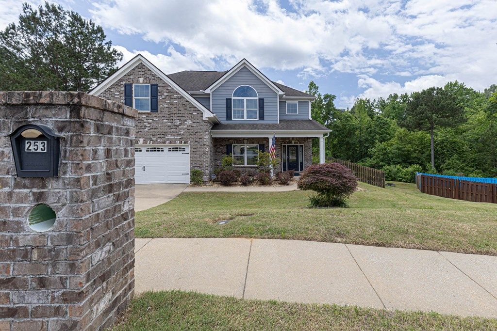 Photo of 253 Pebblebrook Lane, COLUMBUS, GA 31904 (MLS # 231727)