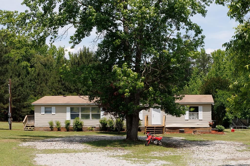 Photo of 3207 Hopewell Church Road, PINE MOUNTAIN, GA 31822 (MLS # 231698)