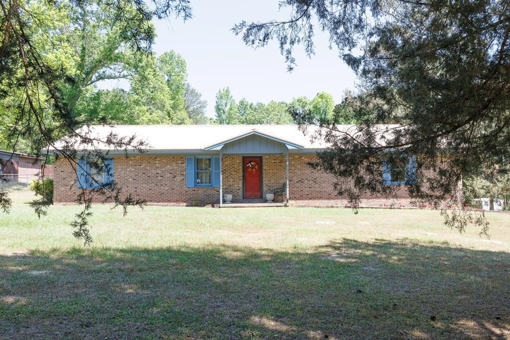 Photo of 6404 Cartledge Road, BOX SPRINGS, GA 31801 (MLS # 231129)