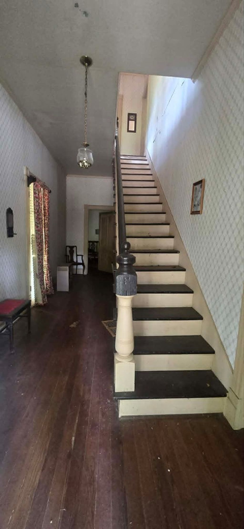 Photo of 910 Chestnut Street, LUMPKIN, GA 31815 (MLS # 231565)