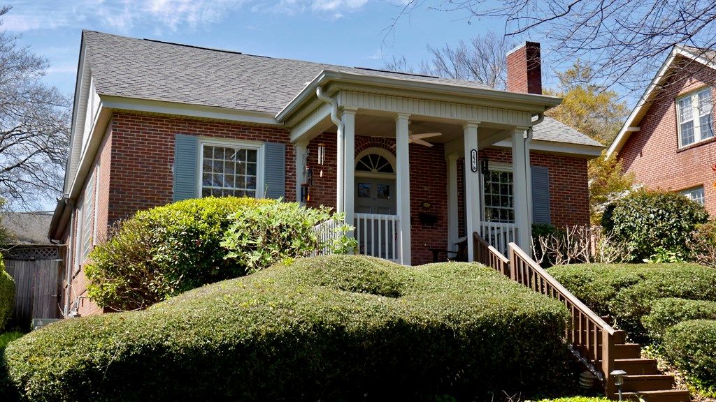 Photo of 1427 16th Avenue, COLUMBUS, GA 31901 (MLS # 231482)