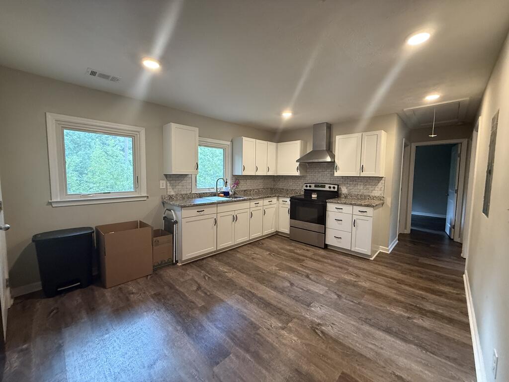 4810 TONEY DRIVE