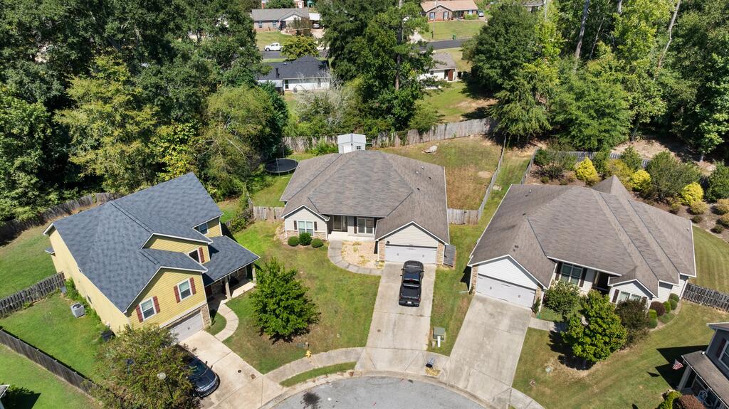 8232 LANTERN COURT