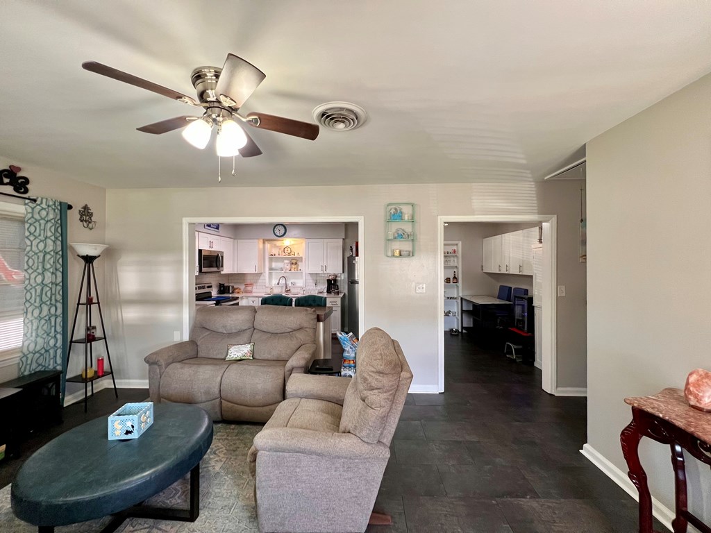 263 NIGHTINGALE DRIVE