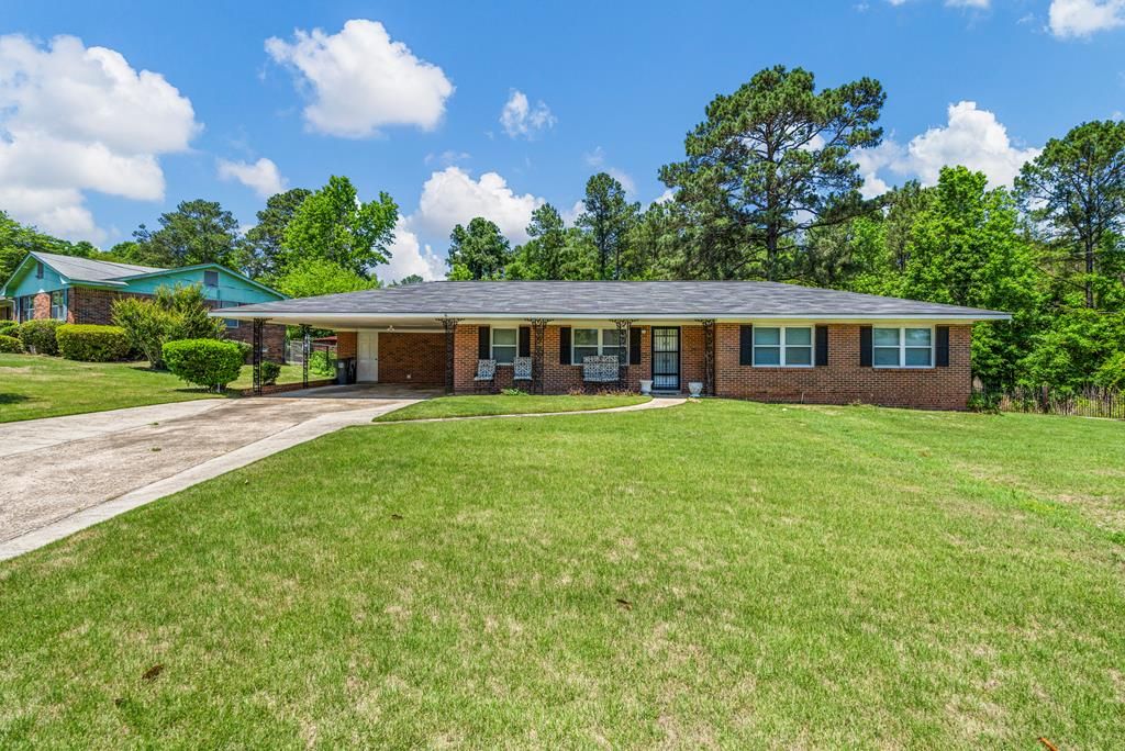 Photo of 2804 9th Place, COLUMBUS, GA 36869 (MLS # 231900)