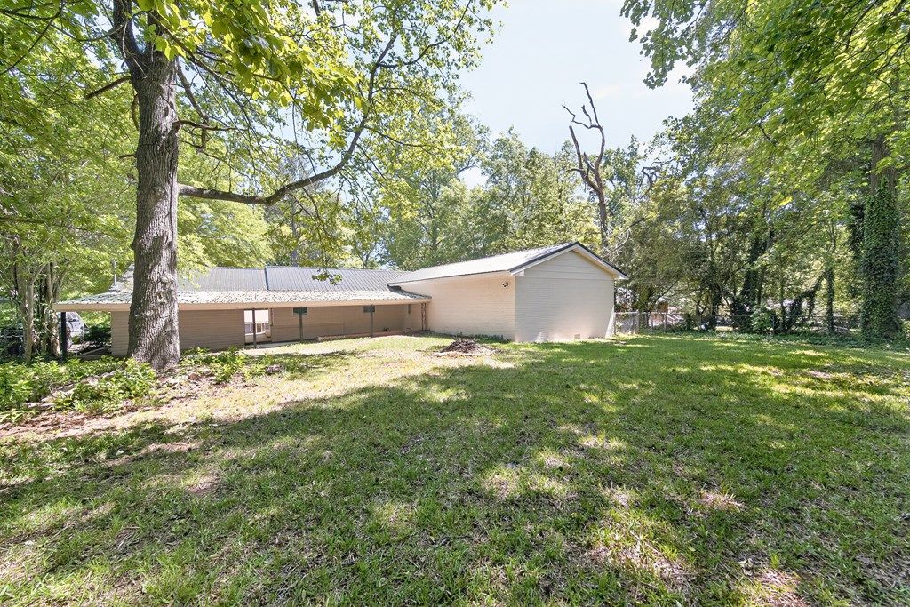 Photo of 324 Park Hill Drive, LAGRANGE, GA 30241 (MLS # 230984)