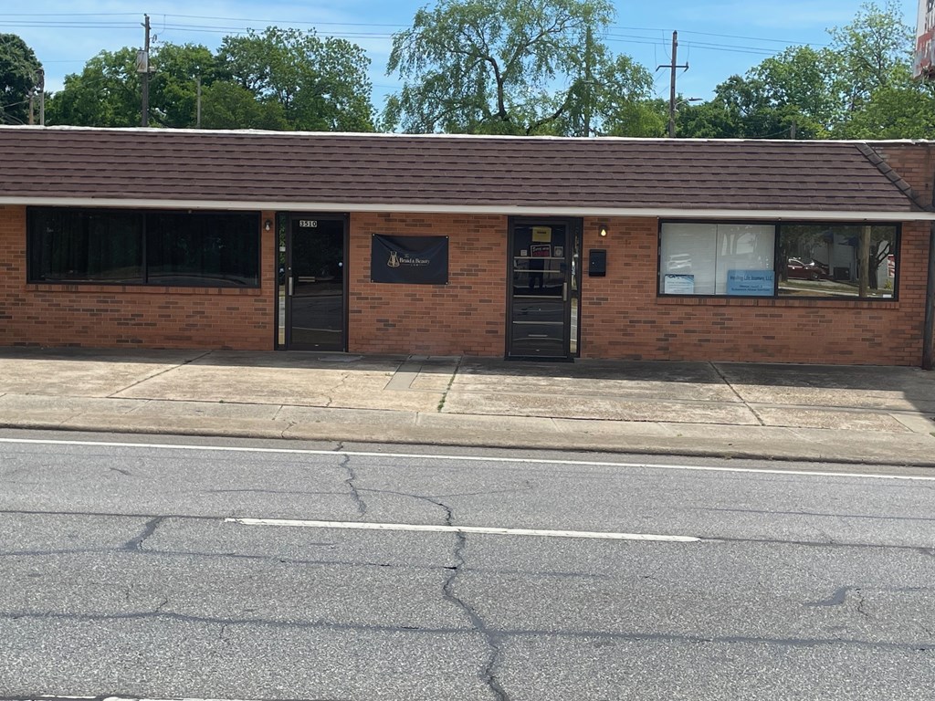 3515 VETERANS PARKWAY