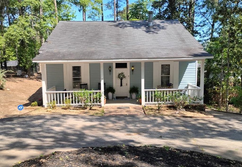 Photo of 904 Mayes Way, MANCHESTER, GA 31816 (MLS # 231311)