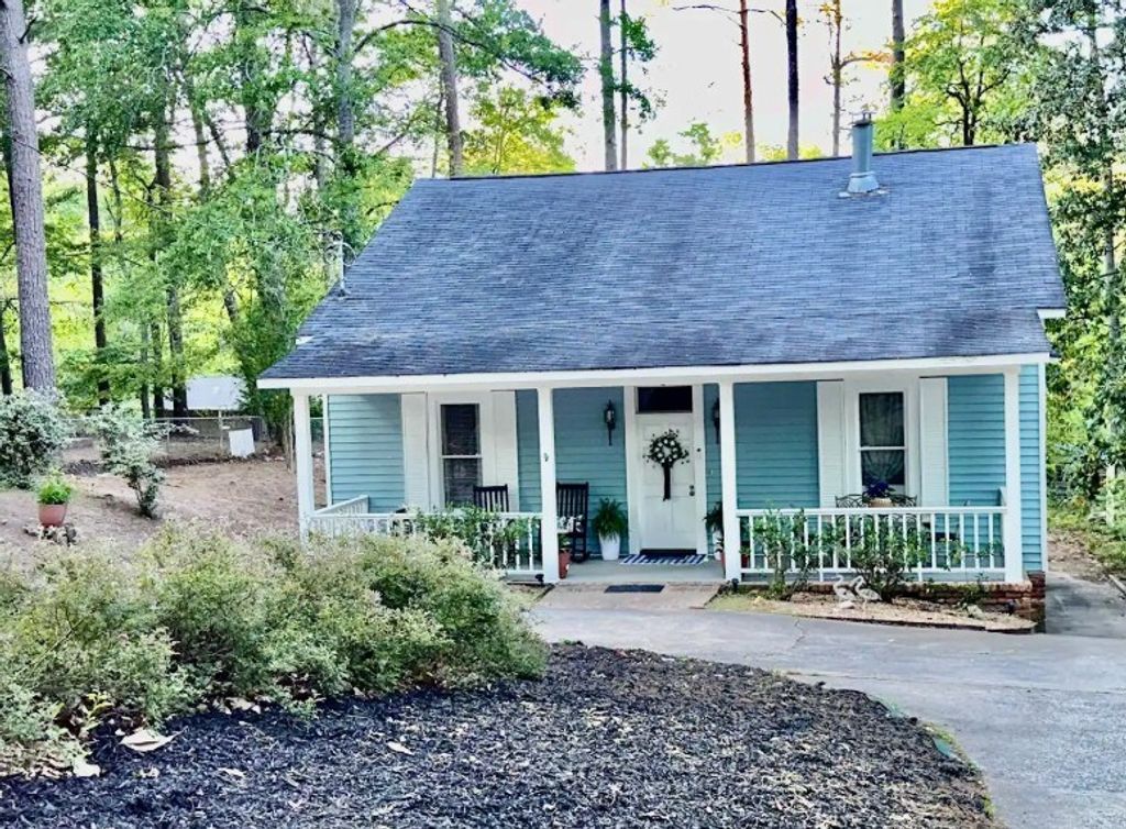 Photo of 904 Mayes Way, MANCHESTER, GA 31816 (MLS # 231311)