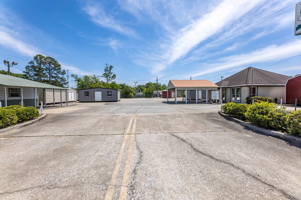5024 VETERANS PARKWAY