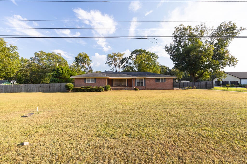 270 SUMMERVILLE ROAD
