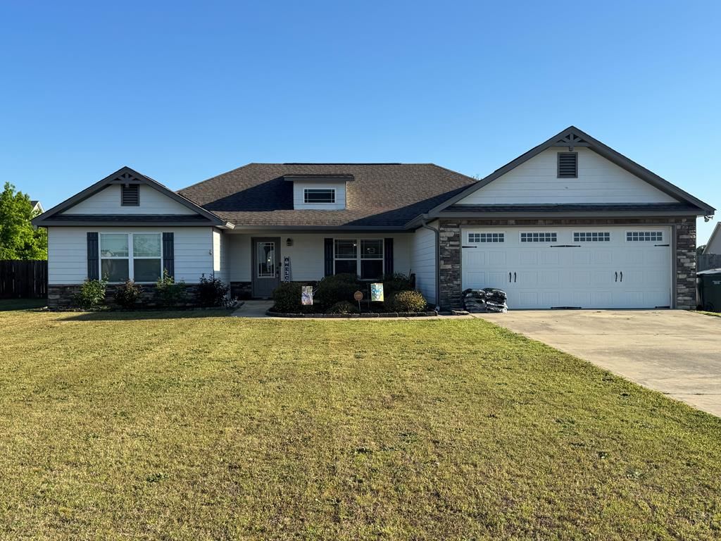 Photo of 98 Old Glory Way, FORT MITCHELL, AL 36856 (MLS # 231087)