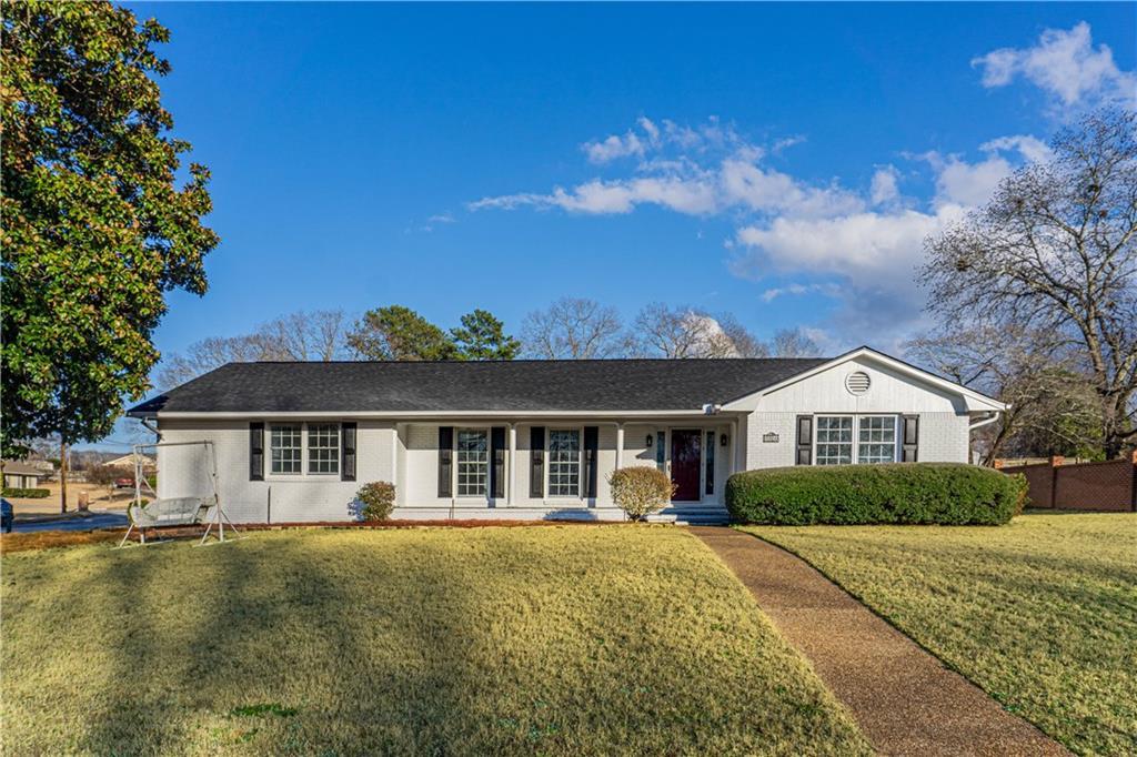 Photo 1 of 17 — 5004 22ND AVENUE, PHENIX CITY, AL 36867