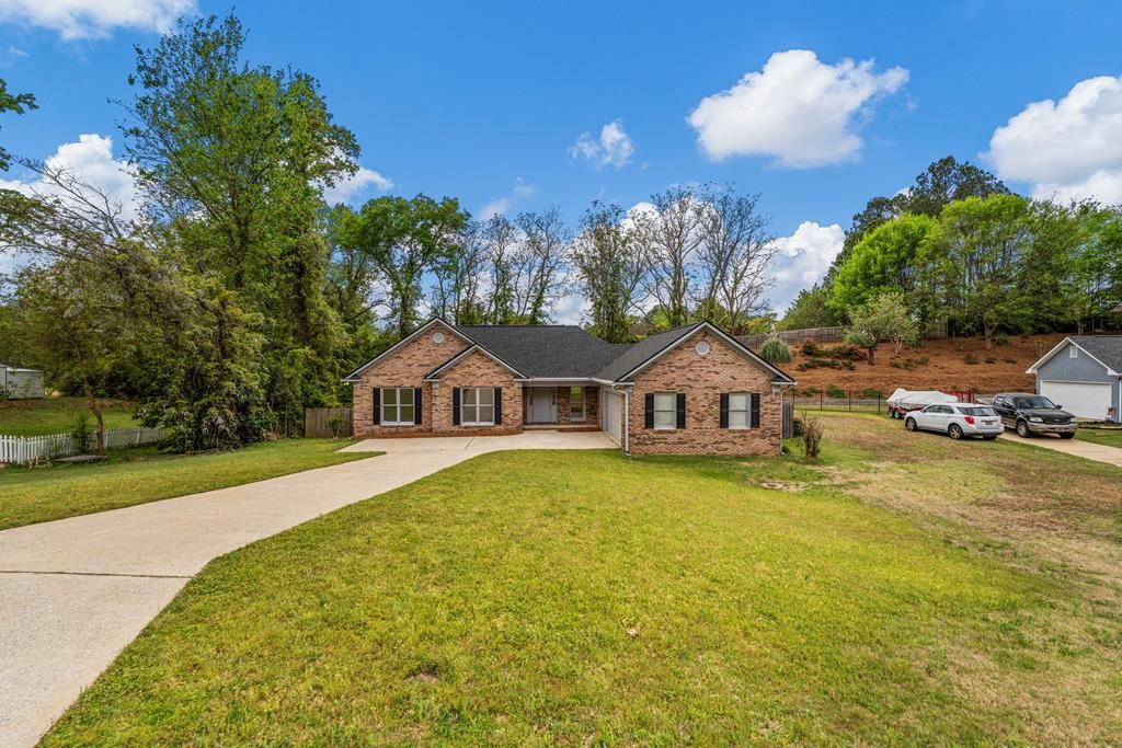 Photo of 1187 Cloverdale Drive, COLUMBUS, GA 31904 (MLS # 231593)