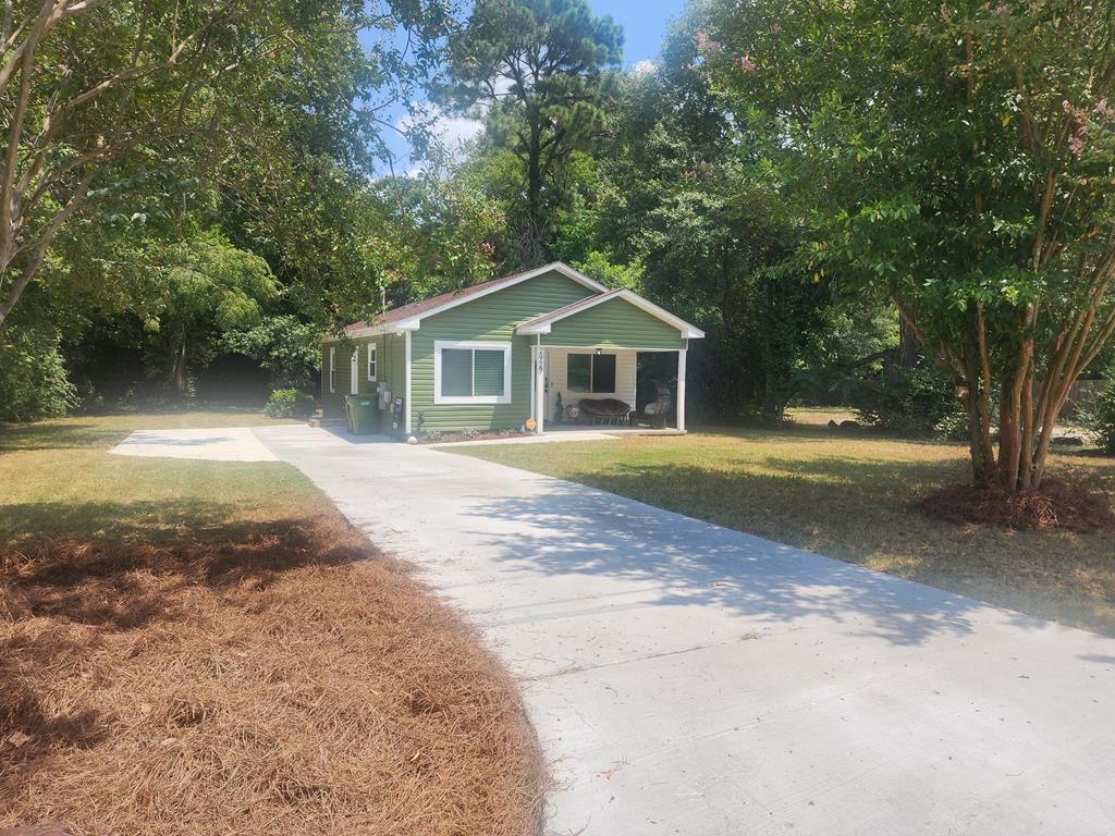 Photo of 2927 Clover Lane, COLUMBUS, GA 31903 (MLS # 231748)