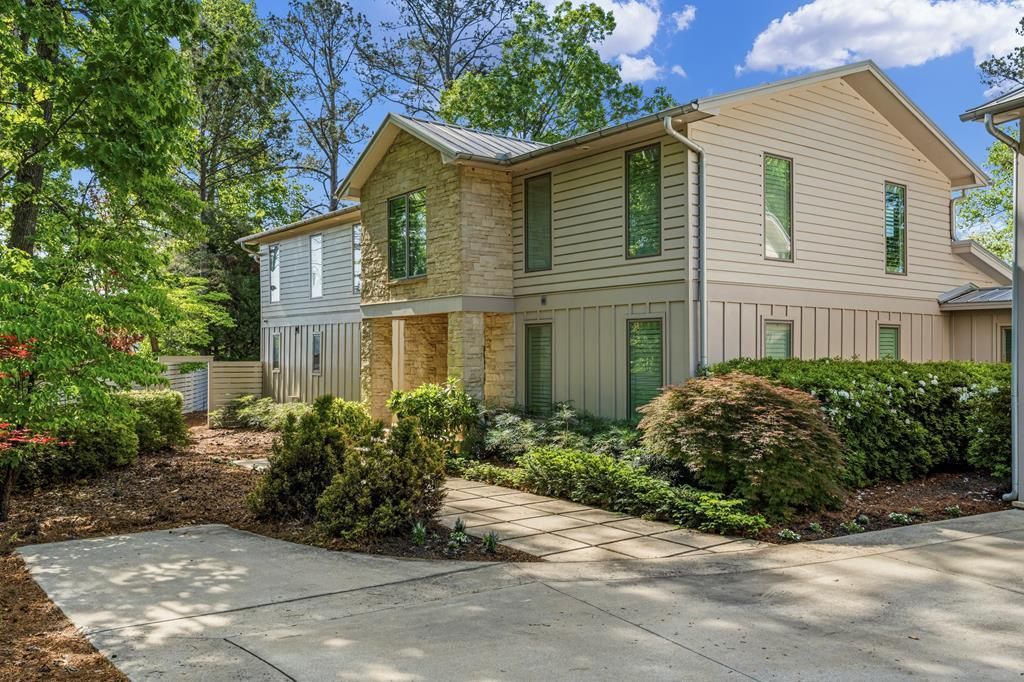 Photo of 677 Layfield Branch Road, HAMILTON, GA 31811 (MLS # 231198)