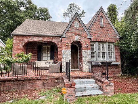 Photo of 808 Cooper Avenue, COLUMBUS, GA 31906 (MLS # 232118)