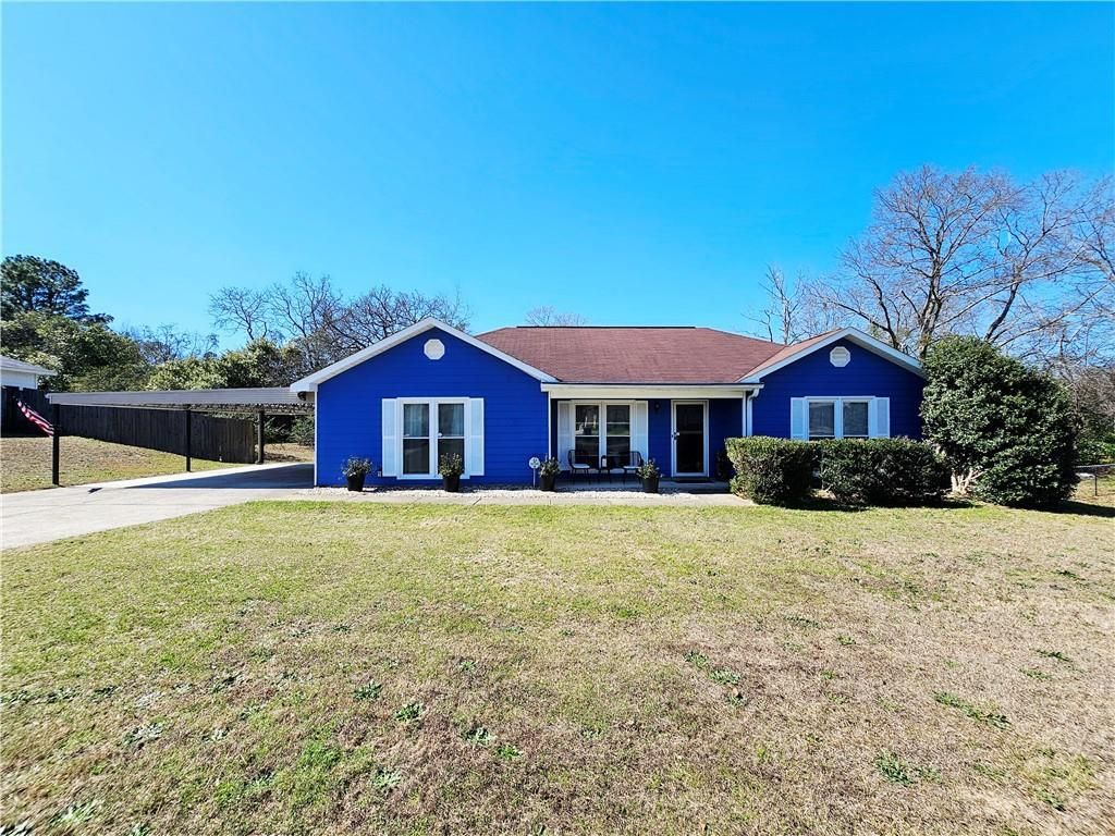 Photo of 602 Lee Road 0213, PHENIX CITY, AL 36870 (MLS # 231558)