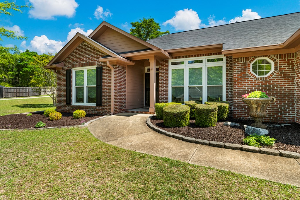 7172 VILLAGE LOOP