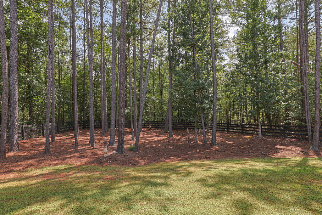 44 VIBURNUM WAY