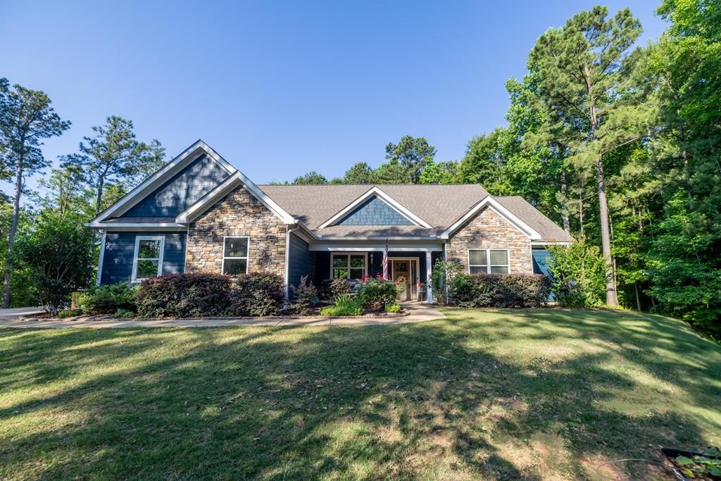 Photo of 50 Hawthorne Court, WAVERLY HALL, GA 31831 (MLS # 231827)