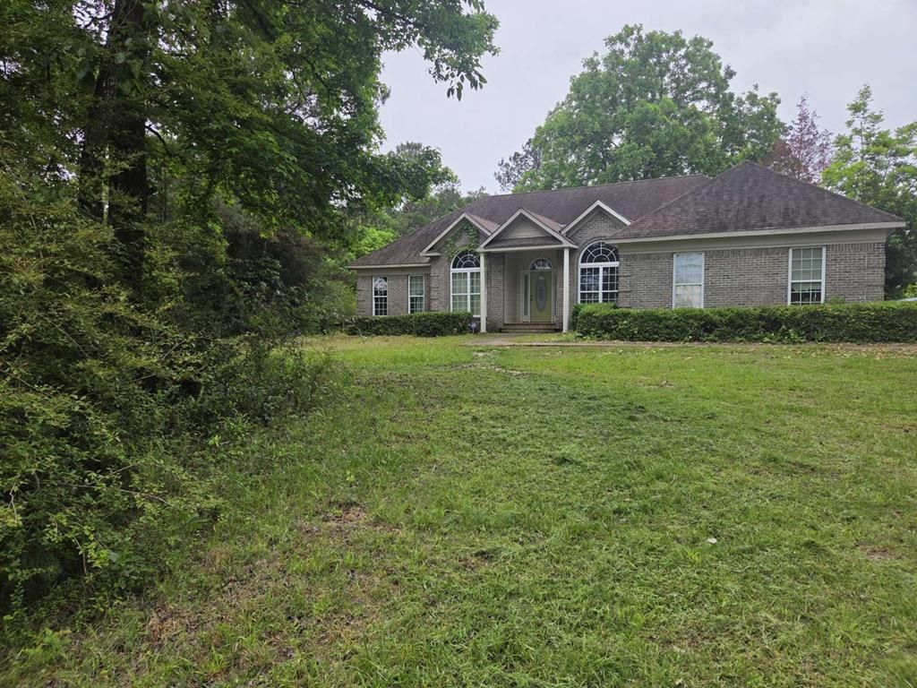 Photo of 124 Young Lane, HAMILTON, GA 31811 (MLS # 231762)