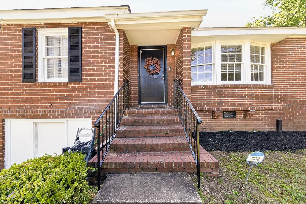 Photo of 3606 18th Avenue, COLUMBUS, GA 31904 (MLS # 231581)