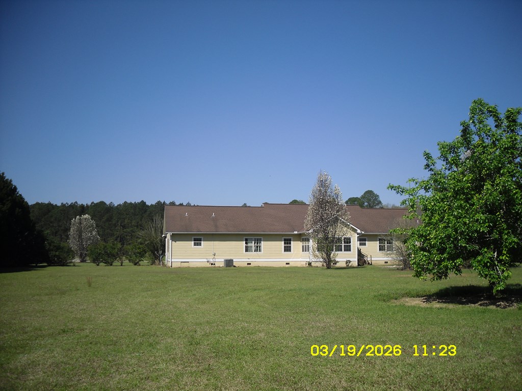 44 MEADOW WOOD DRIVE