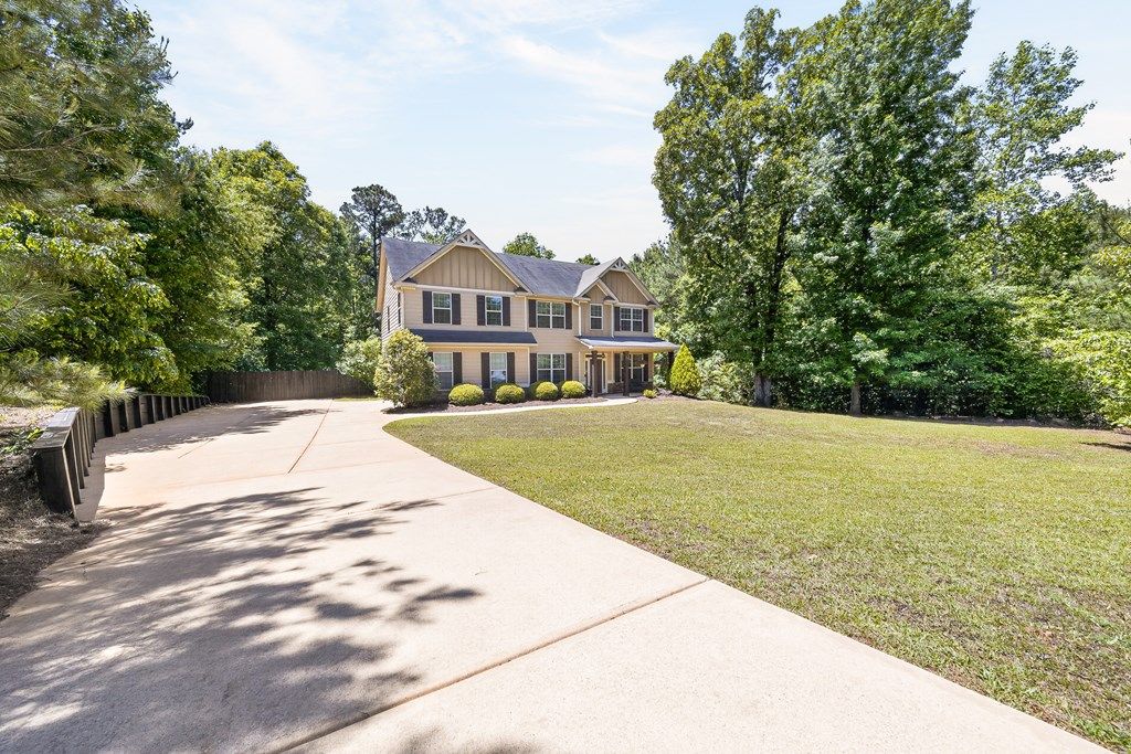 Photo of 35 Bellinger Place, FORTSON, GA 31808 (MLS # 231655)
