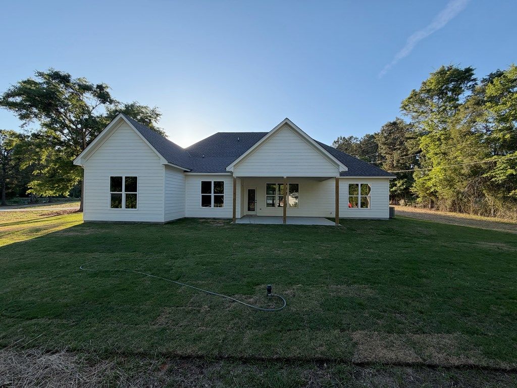 Photo of 13 Stillwaters Lane, HAMILTON, GA 31811 (MLS # 231809)