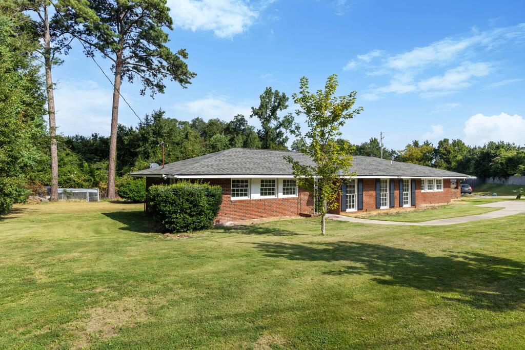 1841 CELESTE DRIVE