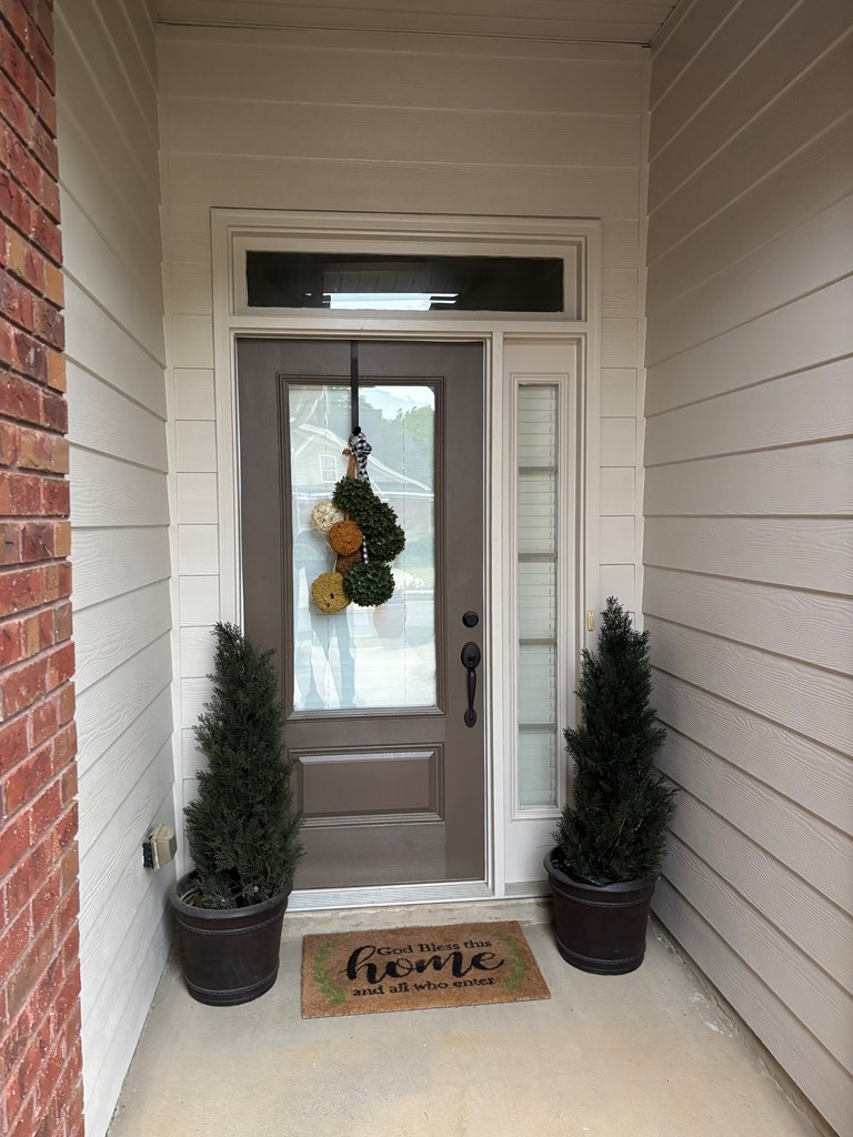 1273 WOODVILLE COURT