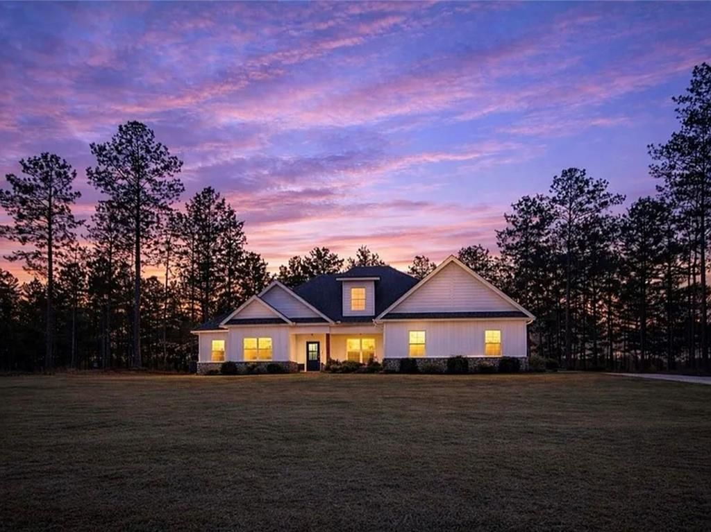 Photo of 1224 Lee Road 0260, OPELIKA, AL 36804 (MLS # 231782)