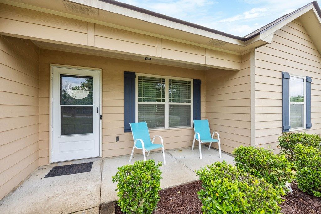 Photo of 2904 Poyner Drive, PHENIX CITY, AL 36870 (MLS # 231830)