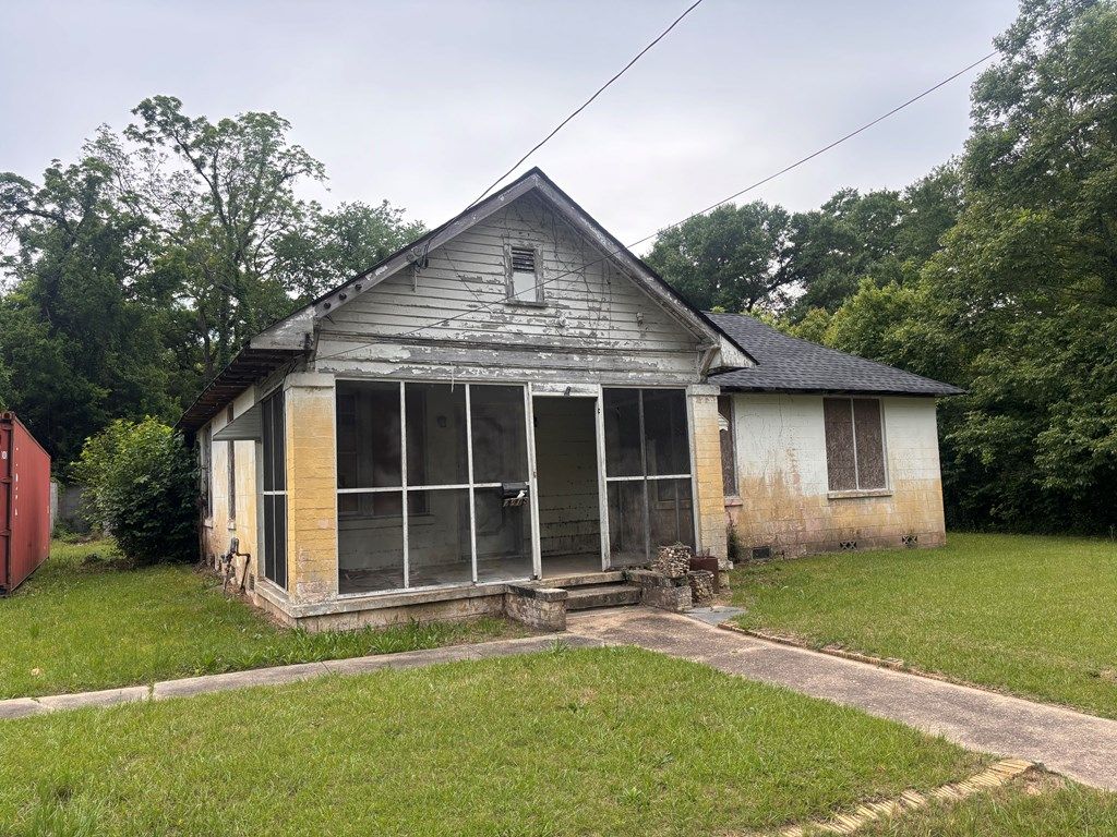 Photo of 2918 9th Street, COLUMBUS, GA 31906 (MLS # 231673)