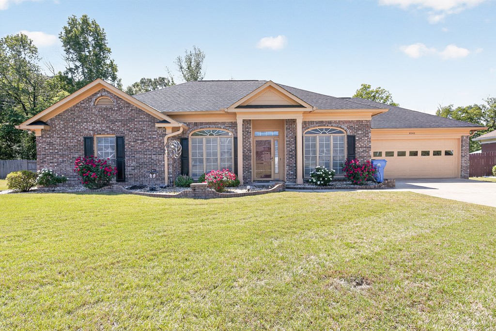 5545 CHATHAM WOODS DRIVE