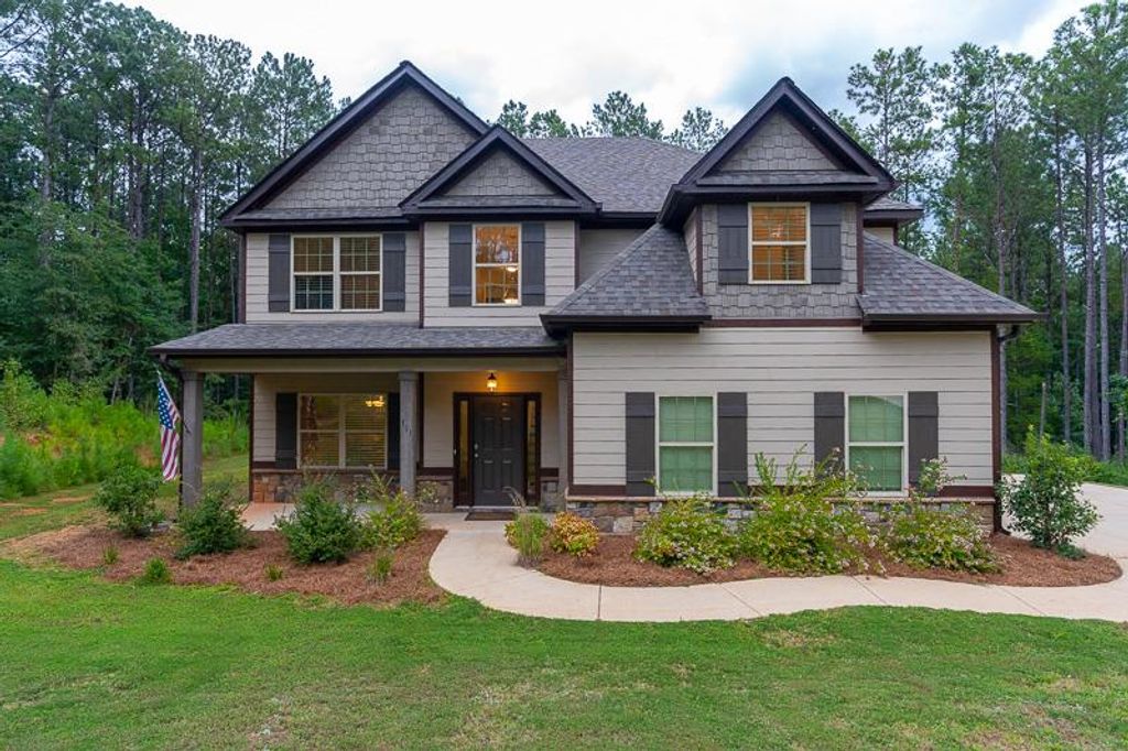 Photo of 301 Ross Road, WAVERLY HALL, GA 31831 (MLS # 231838)