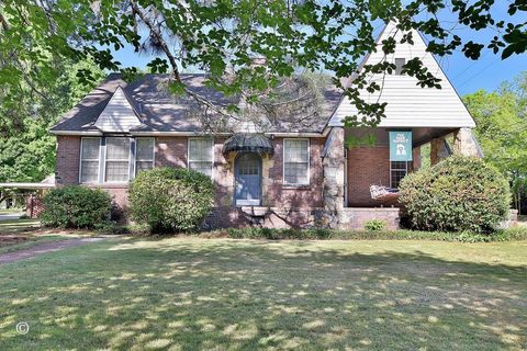 2715 17TH AVENUE COLUMBUS GA 31901