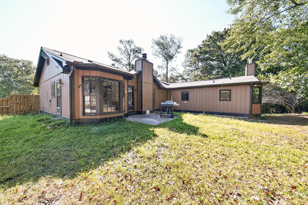 4716 SHENANDOAH COURT