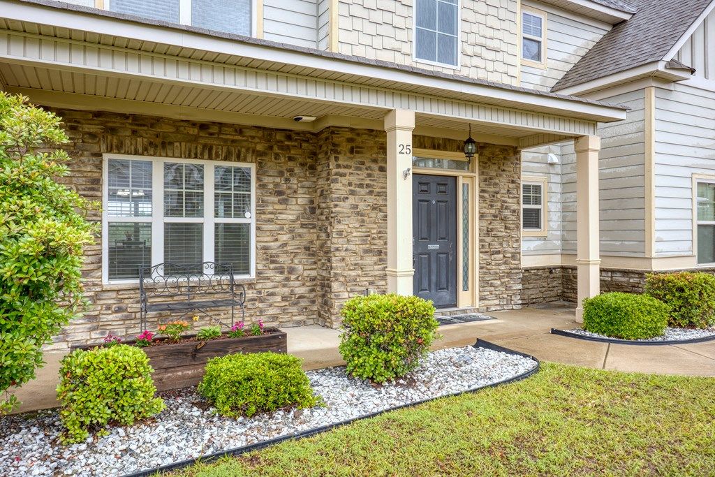 Photo of 25 Red Maple Drive, PHENIX CITY, AL 36869 (MLS # 231818)