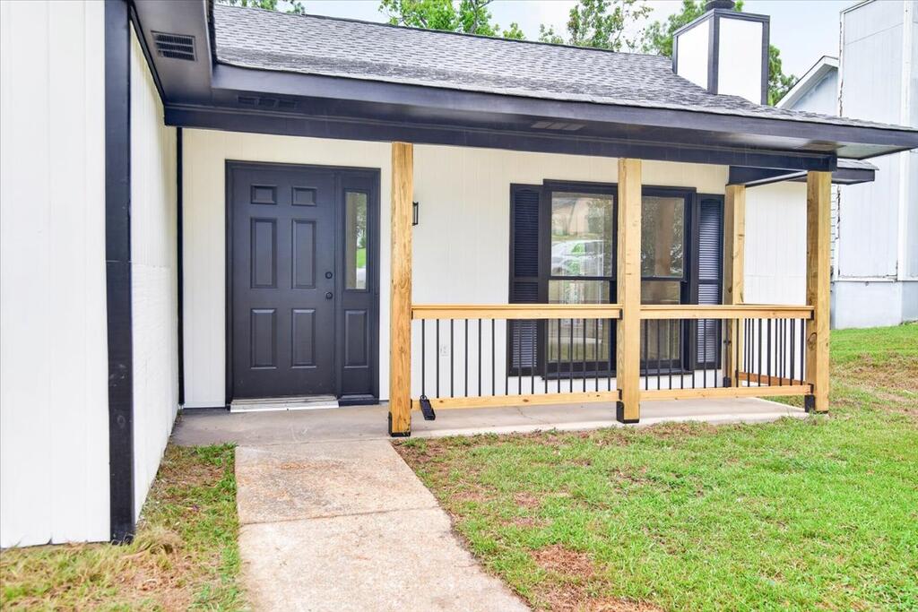 5813 CAMEO COURT